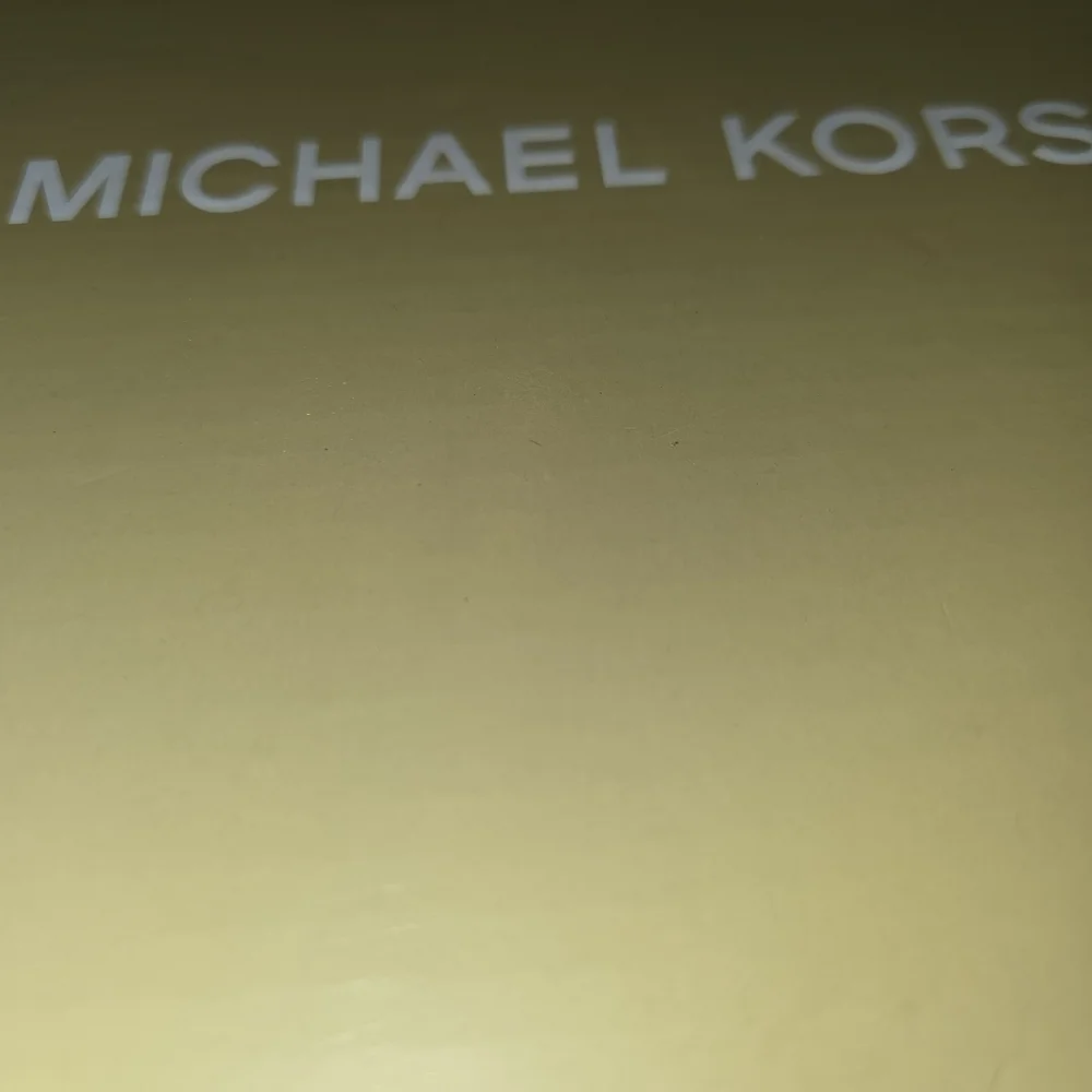 Michael Kors chic tan
